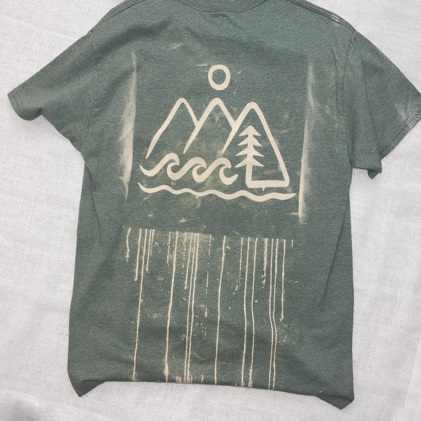 Green Bleached Triangles - Solid Tee